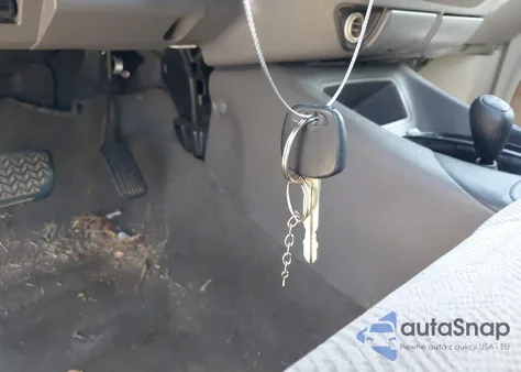 2002 Toyota Sequoia Sr5 V8 from USA, damaged, VIN 5TDBT44A02S093340